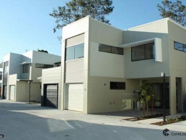Townhouse for rent in Fernbrook, Queensland