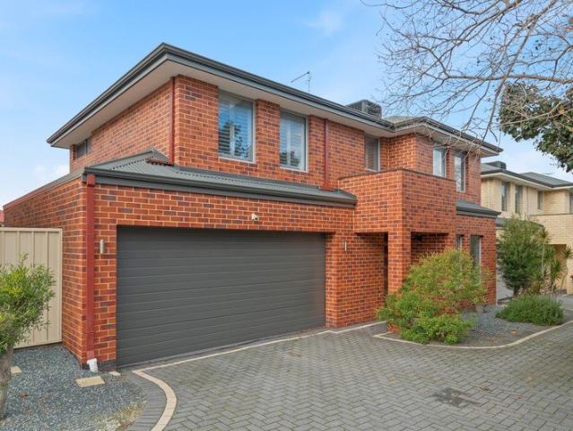 Townhouse for sale in Cloverdale, Western Australia