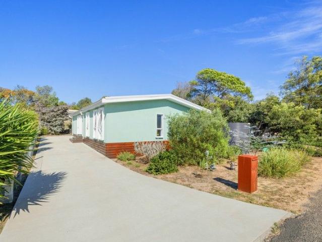 House for sale in Golden Beach