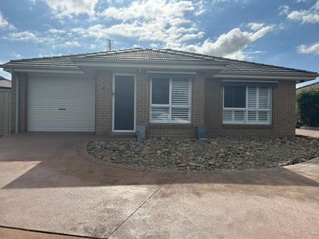 Villa for rent in South Nowra, New South Wales