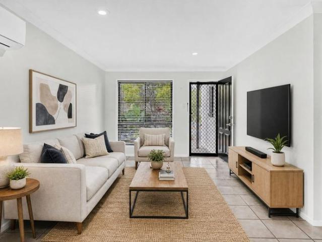 Townhouse for rent in Fernbrook, Queensland