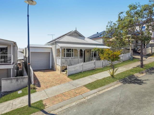 House for sale in Creekside, Greater Brisbane