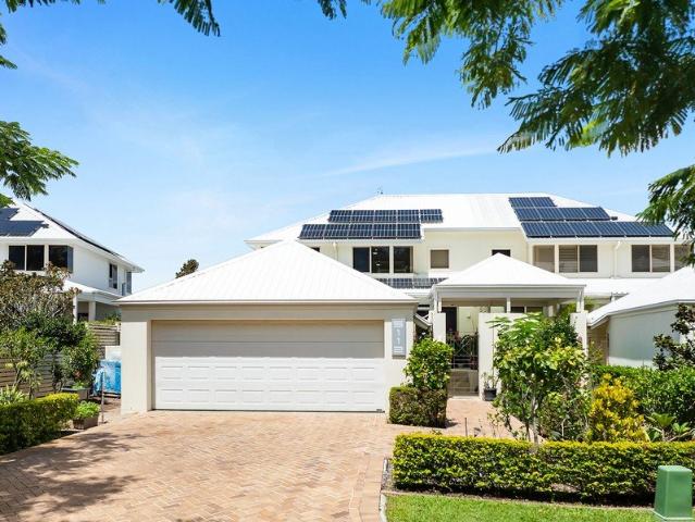 Townhouse for sale in Fernbrook, Queensland