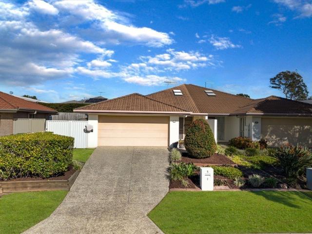 Duplex for sale in Fernbrook, Queensland