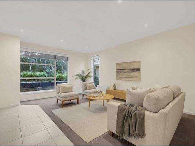 Townhouse for rent in Camerons Creek, Victoria