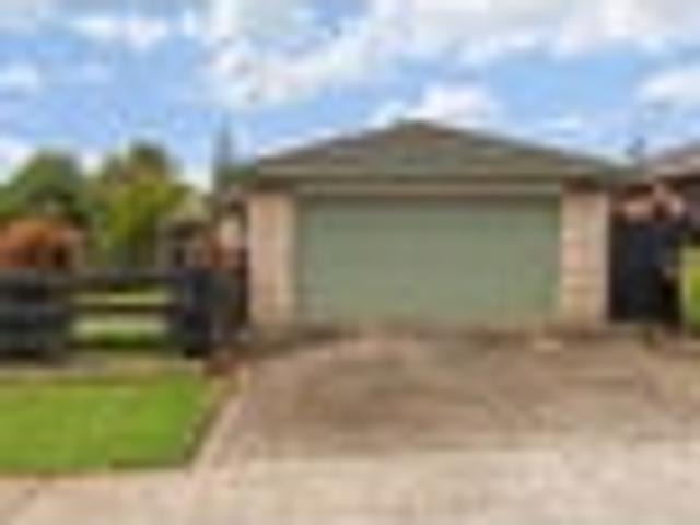 House for sale in Awhitu