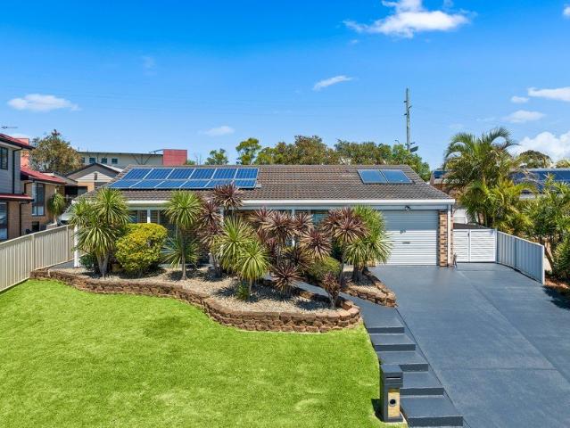 House for sale in Oak Flats, Shellharbour City Council