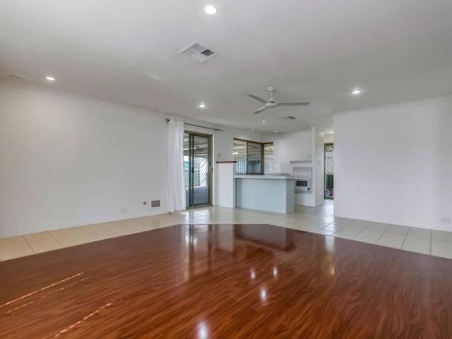 House for rent in Seville Grove, Western Australia