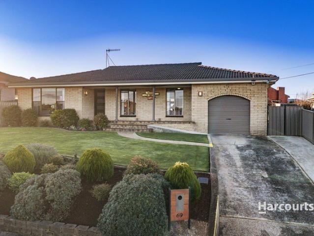 House for sale in Somerset, Tasmania