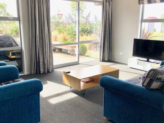House for rent in Chaslands, Canterbury