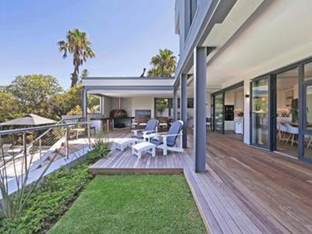 Apartment for rent in Hout Bay, Western Cape
