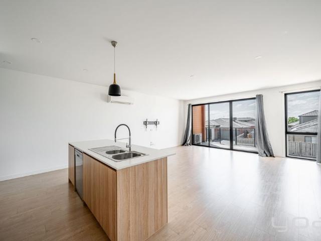 House for rent in Point Cook, Victoria