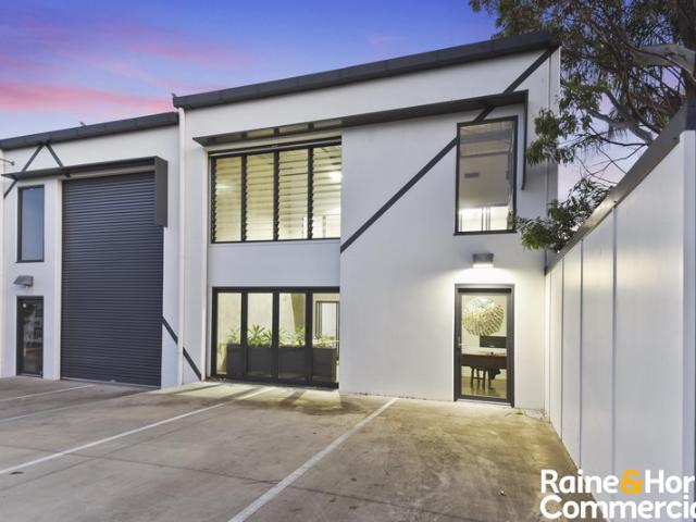 Office for rent in Toombul, Queensland