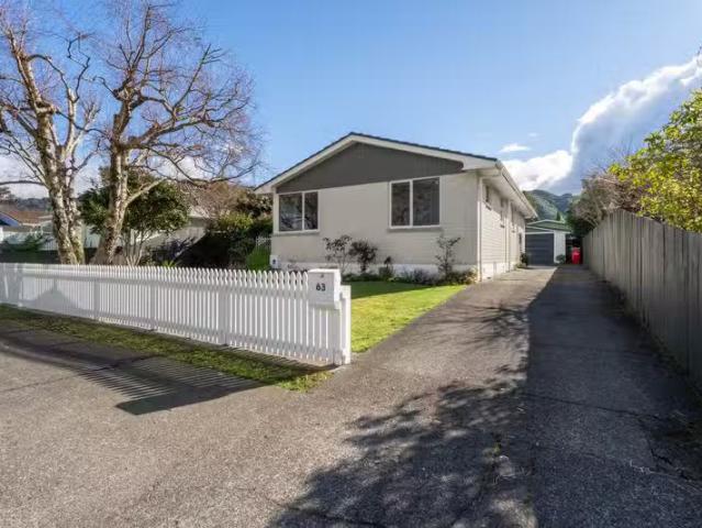 House for rent in Pauatahanui, Wellington