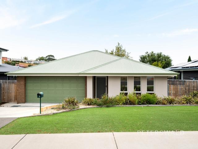House for sale in New Town