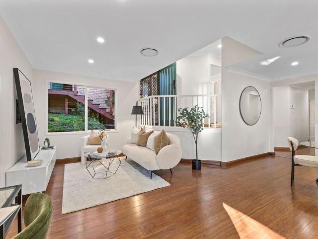 Townhouse for rent in Sydney, New South Wales