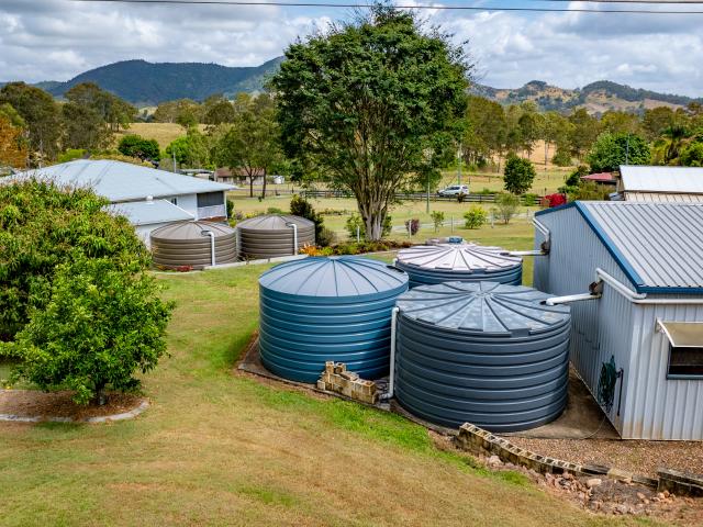Cottage for sale in Pie Creek, Queensland