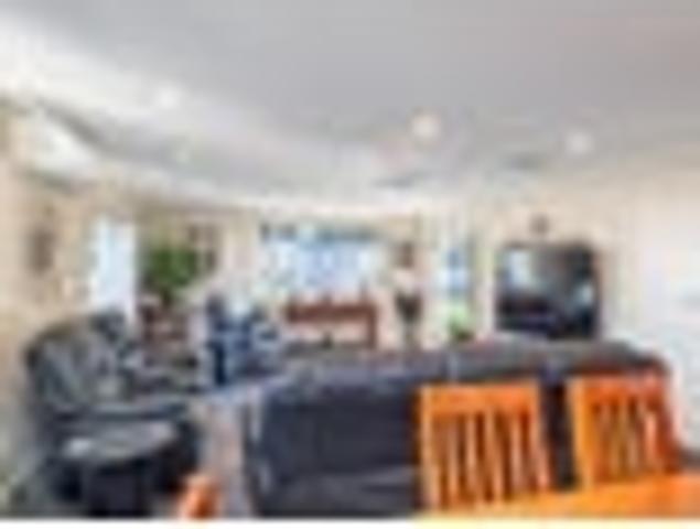 Apartment for sale in Pauatahanui, Wellington
