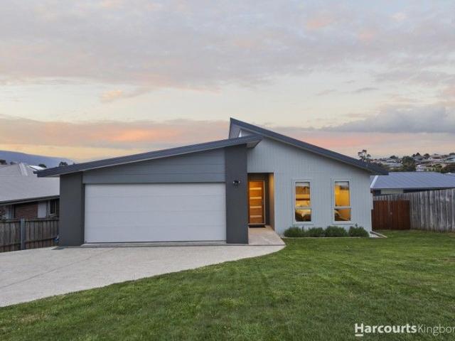 House for sale in Kingston, Tasmania