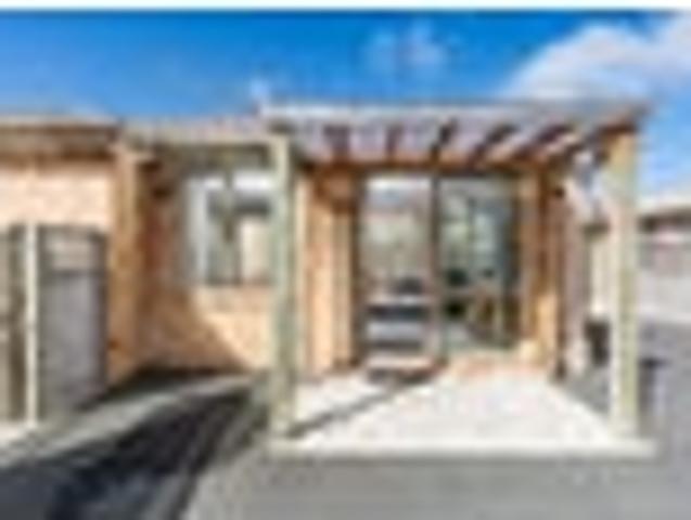 House for sale in Otakou