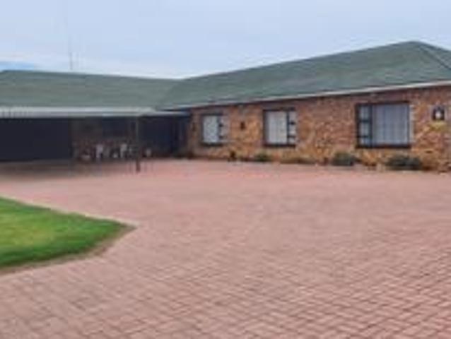 House for sale in Oranjeville, Free State