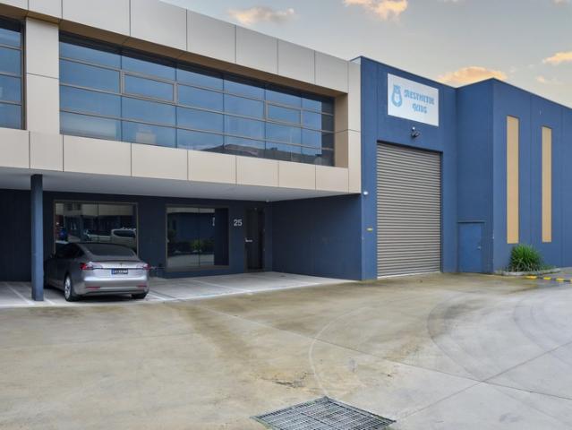 Warehouse for rent in Camerons Creek, Victoria
