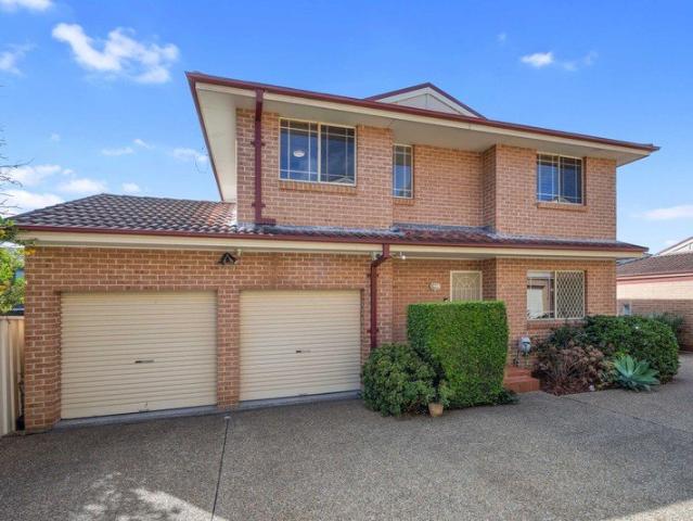 Townhouse for sale in Sydney, New South Wales
