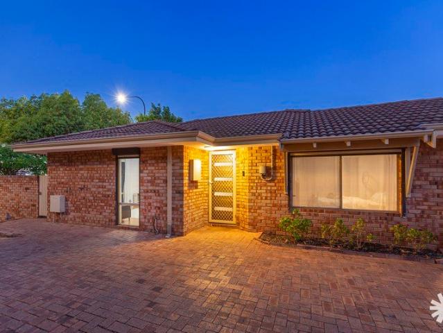 Villa for sale in Victoria Park, Town of Victoria Park