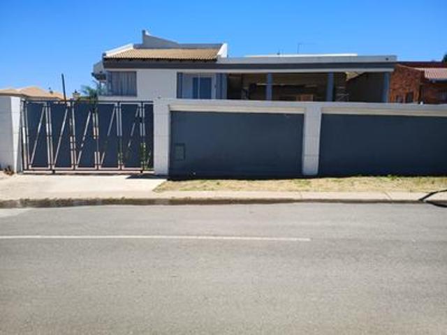 House for sale in Johannesburg, City of Johannesburg Metropolitan Municipality