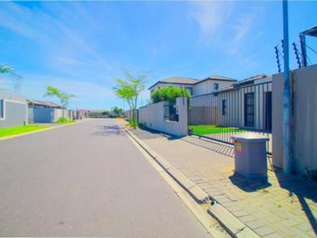 House for sale in Blouberg, Western Cape