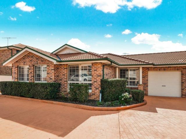 Townhouse for rent in Sydney, New South Wales