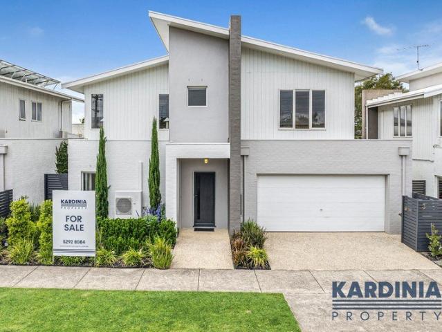 House for sale in South Geelong, Geelong