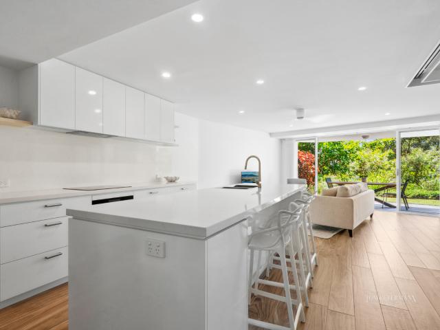 Apartment for sale in Sunshine Beach