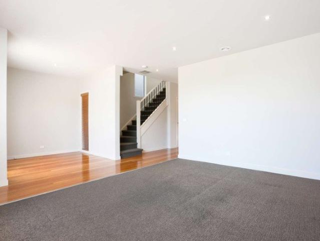 Townhouse for rent in Camerons Creek, Victoria