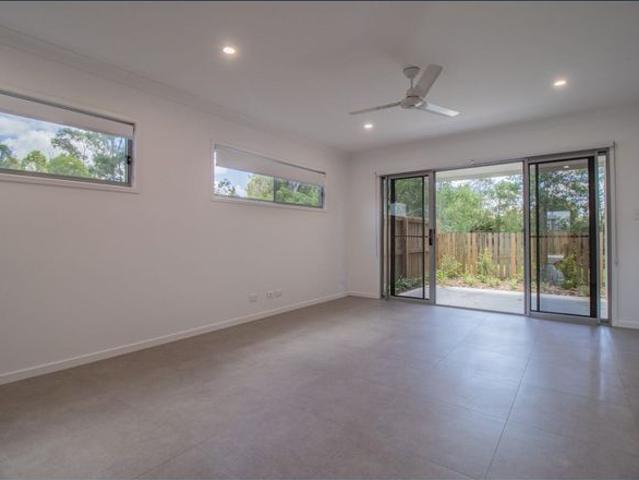 Townhouse for rent in Upper Coomera, Gold Coast City