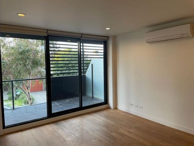 Townhouse for rent in Camerons Creek, Victoria
