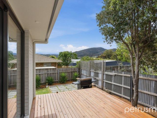 Townhouse for sale in Warrane, Hobart
