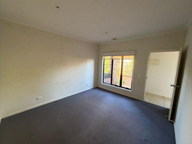 Townhouse for rent in Camerons Creek, Victoria