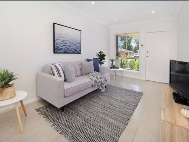 Townhouse for rent in Sydney, New South Wales