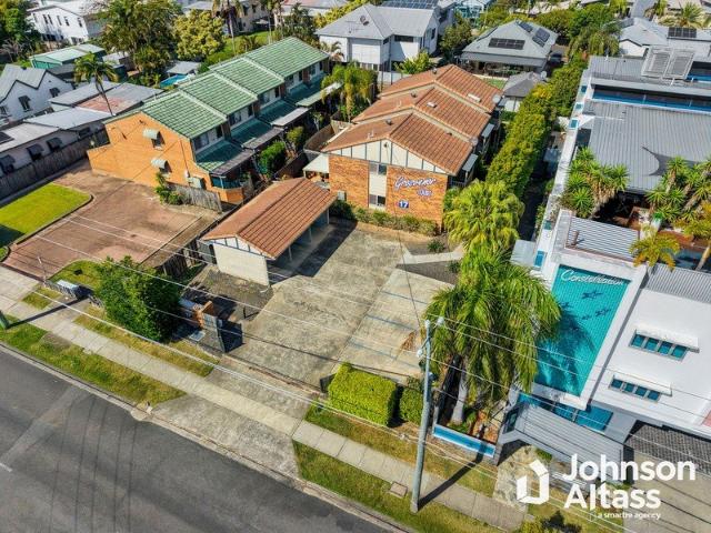 Townhouse for sale in Toombul, Queensland