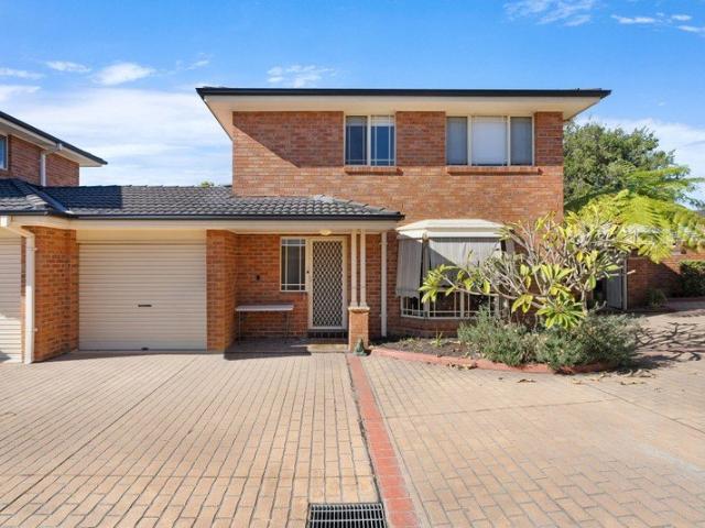 Townhouse for sale in Toukley, New South Wales