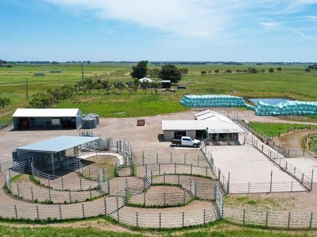 Cottage for sale in Garvoc, Victoria
