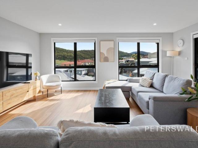 Townhouse for sale in Hobart, Tasmania