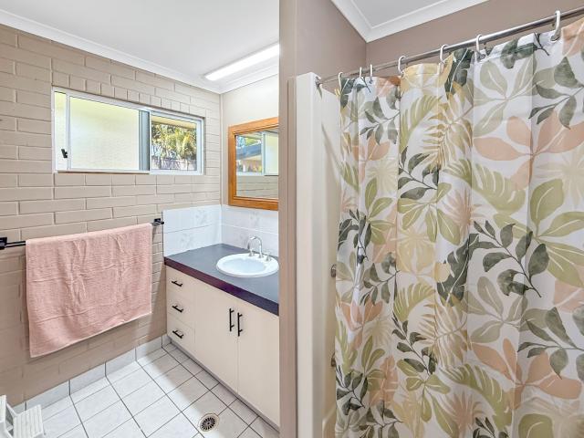 House for sale in Campwin Beach, Mackay Regional