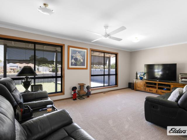 House for sale in Howlong, Federation Council