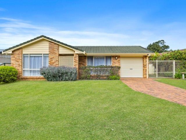 House for sale in Maloneys Beach, Eurobodalla Shire Council