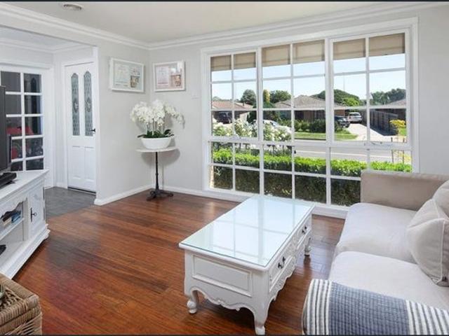 Apartment for rent in Hampton Park, Melbourne