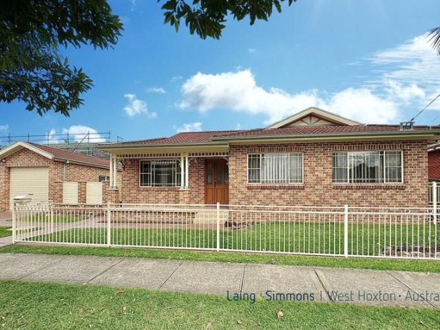 House for rent in Smithfield, Sydney