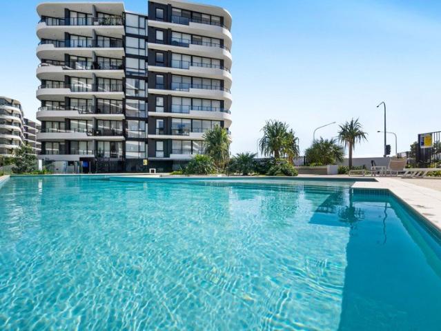 Apartment for rent in Hope Island, Gold Coast City