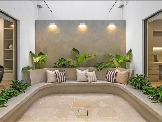 Townhouse for sale in Sydney, New South Wales